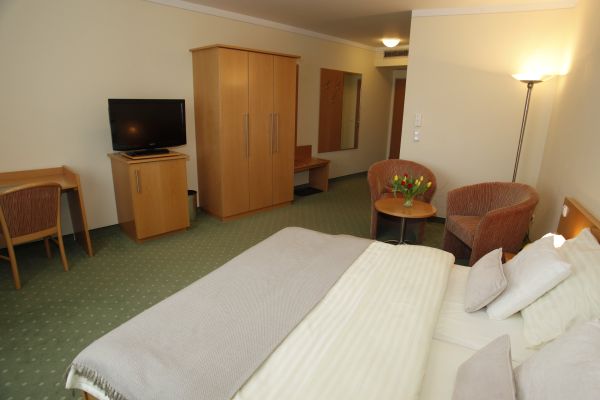 Hotel GIP (Großpetersdorf)